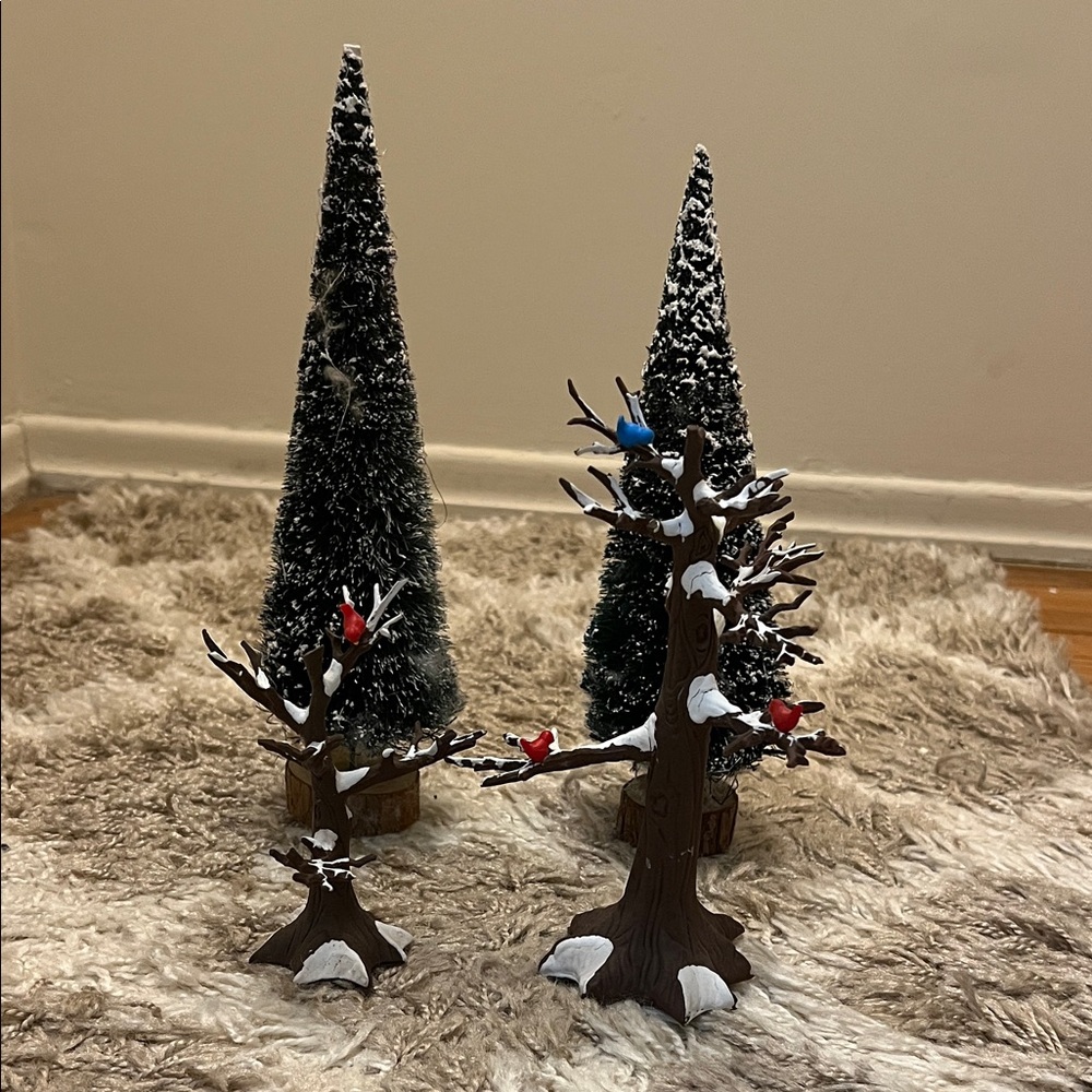 Department 56 Snowy Trees and Bird Figurine Set